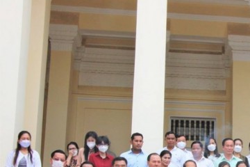 ឯកឧត្តម សេង ស៊ីវុត្ថា ប្រធានសាលាឧទ្ធរណ៍ភ្នំពេញ និងឯកឧត្តម អ៊ុក សាវុធ អគ្គព្រះរាជអាជ្ញា ផ្ញើសារ សារលិខិតជូនពរដល់មន្ត្រីក្រោមឱវាទ ក្នុងឱកាសបុណ្យចូលឆ្នាំថ្មី ប្រពៃណីជាតិ ឆ្នាំខាល ចត្វាស័ក ព.ស.២៥៦៦