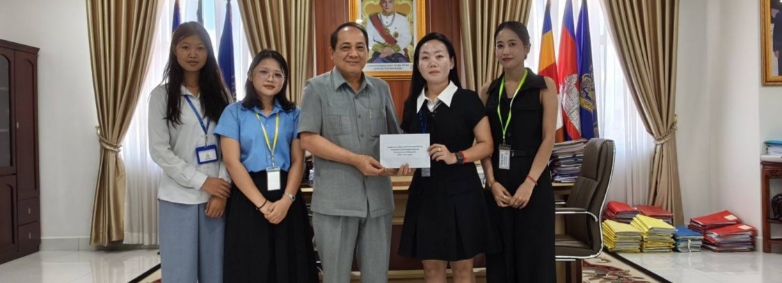 ឯកឧត្តម សេង ស៊ីវុត្ថា ប្រធានសាលាឧទ្ធរណ៍ភ្នំពេញ បានអនុញ្ញាតឱ្យនិស្សិតចំនួន ៧រូប នៃថ្នាក់បរិញ្ញាបត្រនីតិសាស្ត្រសិក្សាជាភាសាអង់គ្លេស (ELBBL) 